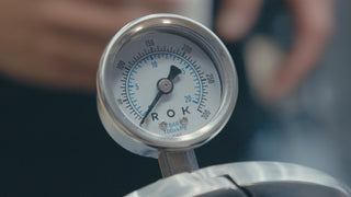 ROK_EspressoGC Commercial Edition（圧力計付き/Japan Model）_手動エスプレッソマシンの商品イメージ画像02